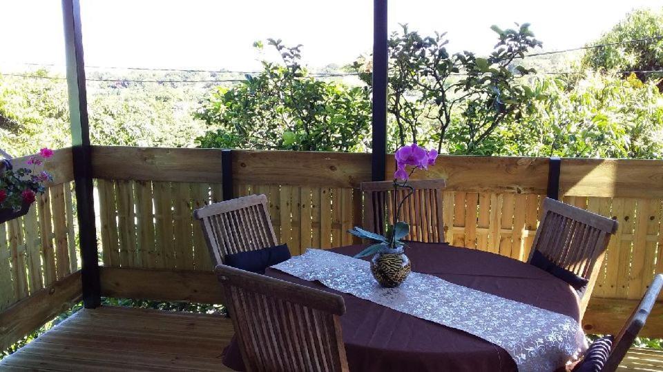 Le Begonia Apartman Ravine Seche Kültér fotó